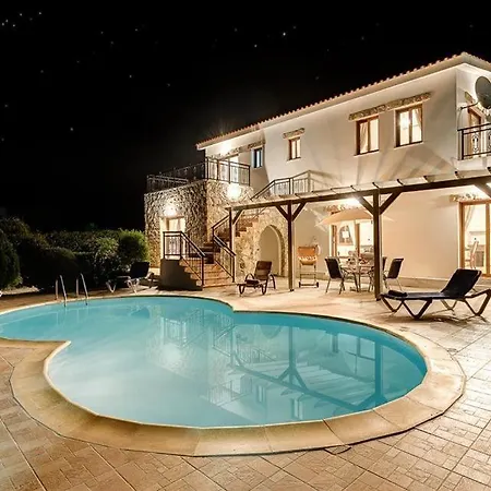 Argaka Beachfront * Пафос
